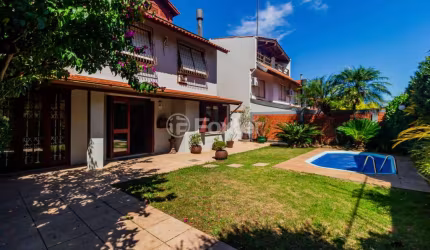 Casa em condomínio fechado com 4 quartos à venda na Avenida Eduardo Prado, 695, Cavalhada, Porto Alegre, 217 m2 por R$ 1.350.000