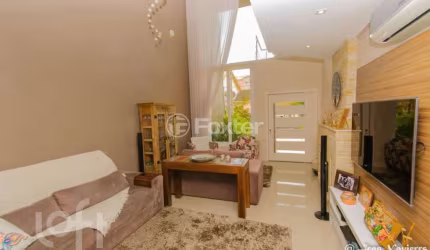 Casa em condomínio fechado com 3 quartos à venda na Avenida Farroupilha, 6900, São José, Canoas, 220 m2 por R$ 2.080.000