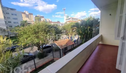 Apartamento com 3 quartos à venda na Rua Barbedo, 687, Menino Deus, Porto Alegre, 107 m2 por R$ 495.000
