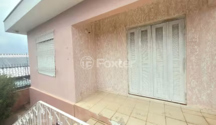 Casa com 2 quartos à venda na Rua Dinamarca, 385, Rincão, Novo Hamburgo, 75 m2 por R$ 270.000