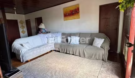 Casa com 4 quartos à venda na Rua Florianópolis, 2465, Mathias Velho, Canoas, 250 m2 por R$ 600.000
