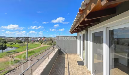 Casa com 3 quartos à venda na Rua Ivo Walter Kern, 230, Hípica, Porto Alegre, 236 m2 por R$ 899.000