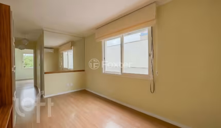 Apartamento com 2 quartos à venda na Avenida Dom Cláudio José Gonçalves Ponce de Leão, 437, Vila Ipiranga, Porto Alegre, 57 m2 por R$ 350.000