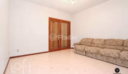 Casa com 3 quartos à venda na Rua Professora Cecy Cordeiro Thofehrn, 176, Sarandi, Porto Alegre, 285 m2 por R$ 985.000