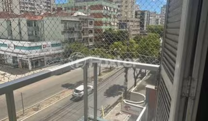 Apartamento com 3 quartos à venda na Avenida Cristóvão Colombo, 2184, Floresta, Porto Alegre, 147 m2 por R$ 485.000