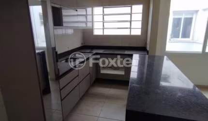 Apartamento com 2 quartos à venda na Rua Duque de Caxias, 1525, Centro Histórico, Porto Alegre, 65 m2 por R$ 330.000