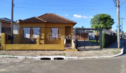 Casa comercial com 1 sala à venda na Rua Amália Figueiroa, 190, Partenon, Porto Alegre, 143 m2 por R$ 520.000