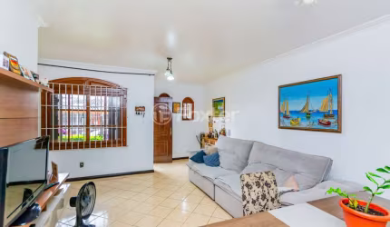 Casa em condomínio fechado com 5 quartos à venda na Rua Coronel Massot, 1073, Cristal, Porto Alegre, 209 m2 por R$ 800.000