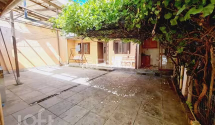 Casa com 3 quartos à venda na Avenida Alberto Pasqualini, 431, Jardim Itu Sabará, Porto Alegre, 128 m2 por R$ 490.000