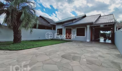 Casa com 3 quartos à venda na Rua Novo Hamburgo, 376, Mathias Velho, Canoas, 500 m2 por R$ 769.999