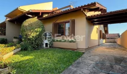Casa com 4 quartos à venda na Rua Victor Hugo, 267, Morro do Espelho, São Leopoldo, 212 m2 por R$ 740.000