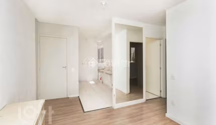 Apartamento com 2 quartos à venda na Rua Inocêncio de Oliveira Alves, 101, Rubem Berta, Porto Alegre, 40 m2 por R$ 150.000