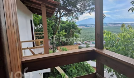 Casa com 3 quartos à venda na Servidão Manoel Inácio do Nascimento, 441, Rio Tavares, Florianópolis, 42 m2 por R$ 750.000
