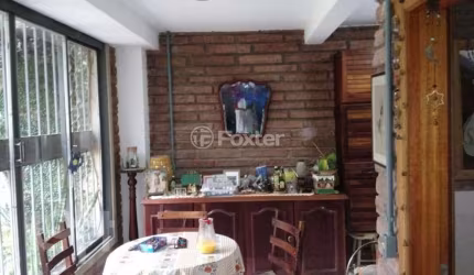Casa com 2 quartos à venda na Rua Deusde Cardoso, 110, Vila Nova, Porto Alegre, 100 m2 por R$ 350.000