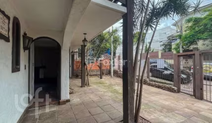 Casa com 5 quartos à venda na Rua Doutor Mário Totta, 1170, Tristeza, Porto Alegre, 265 m2 por R$ 790.000