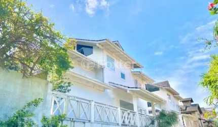 Casa em condomínio fechado com 4 quartos à venda na Rodovia Jornalista Manoel de Menezes, 2057, Barra da Lagoa, Florianópolis, 380 m2 por R$ 3.300.000