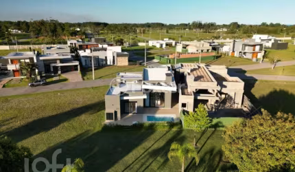 Casa em condomínio fechado com 4 quartos à venda na Rua Manoel Quadros, 1, Centro, Capão da Canoa, 220 m2 por R$ 1.970.000