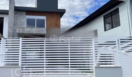 Casa com 3 quartos à venda na Rua das Garças, 22, Campeche, Florianópolis, 205 m2 por R$ 1.599.000