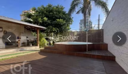 Casa com 3 quartos à venda na Rua Santa Isabel, 98, Barreiros, São José, 197 m2 por R$ 1.400.000