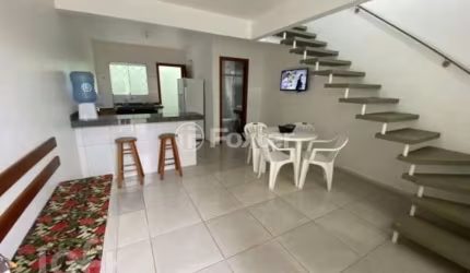 Casa com 14 quartos à venda na Rua Tarumã, 113, Enseada de Brito, Palhoça, 500 m2 por R$ 1.790.000