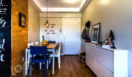Apartamento com 2 quartos à venda na Rua Brasil, 1375, Centro, Canoas, 56 m2 por R$ 360.000