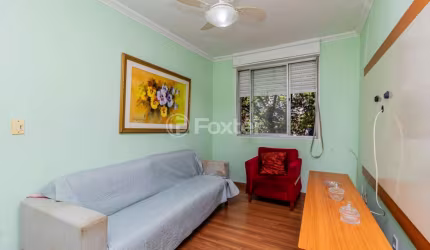 Apartamento com 3 quartos à venda na Rua dos Maias, 805, Rubem Berta, Porto Alegre, 66 m2 por R$ 190.000