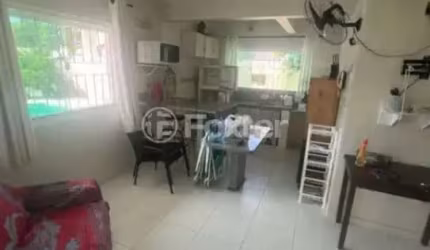 Casa com 1 quarto à venda na Rua Marcilio Dias, 3895, Enseada de Brito, Palhoça, 70 m2 por R$ 638.000