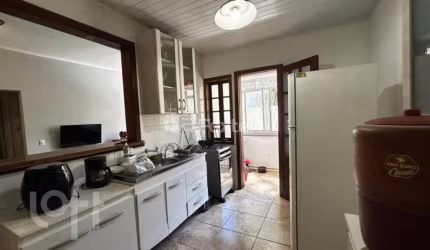 Apartamento com 2 quartos à venda na Avenida Teresópolis, 2550, Teresópolis, Porto Alegre, 67 m2 por R$ 240.000