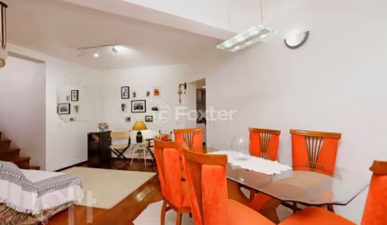 Casa com 3 quartos à venda na Rua São Francisco de Assis, 54, Santo Antônio, Porto Alegre, 306 m2 por R$ 1.380.000