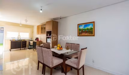 Casa com 3 quartos à venda na Rua Barão de Itaqui, 180, Jardim São Pedro, Porto Alegre, 126 m2 por R$ 1.150.000