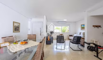 Casa com 3 quartos à venda na Rua Barão de Itaqui, 180, Jardim São Pedro, Porto Alegre, 126 m2 por R$ 1.150.000