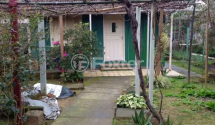 Casa com 2 quartos à venda na Rua Berlim, 540, Niterói, Canoas, 289 m2 por R$ 300.000