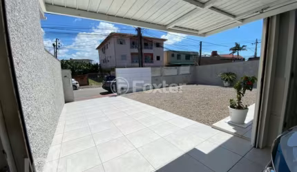 Casa com 3 quartos à venda na Rua Doralice Ramos Pinho, 1403, Jardim Cidade de Florianópolis, São José, 95 m2 por R$ 1.300.000
