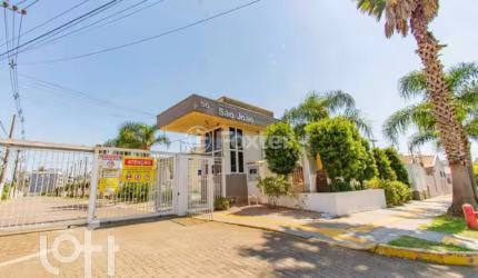 Casa em condomínio fechado com 2 quartos à venda na Rua Santa Júlia, 56, Olaria, Canoas, 65 m2 por R$ 290.000