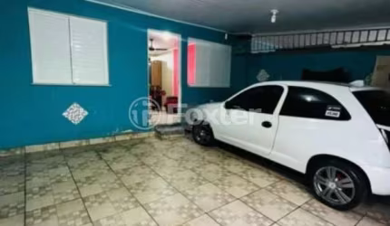 Casa com 2 quartos à venda na Rua Angela Maria Lopes Bastos, 172, Guajuviras, Canoas, 48 m2 por R$ 160.000