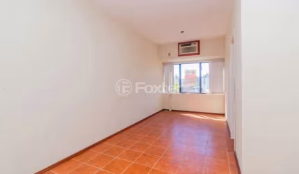 Sala comercial com 1 sala à venda na Rua General Souza Doca, 71, Petrópolis, Porto Alegre, 29 m2 por R$ 140.000