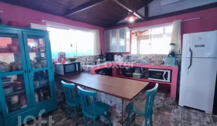 Casa com 5 quartos à venda na Servidão Cipriano Nunes, 230, São João do Rio Vermelho, Florianópolis, 170 m2 por R$ 697.000