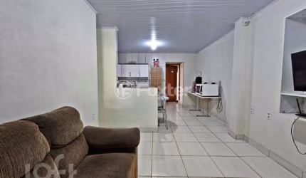 Casa com 3 quartos à venda na Rua Guajuvira, 705, Jardim do Bosque, Cachoeirinha, 93 m2 por R$ 228.750