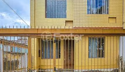 Casa com 3 quartos à venda na Rua Visconde do Rio Branco, 187, Floresta, Porto Alegre, 160 m2 por R$ 590.000