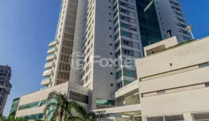Apartamento com 1 quarto à venda na Rua Valdir Antônio Lopes, 199, Três Figueiras, Porto Alegre, 36 m2 por R$ 575.000