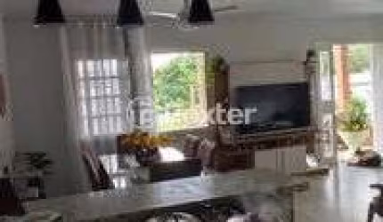 Casa com 4 quartos à venda na Rua Victorino Luiz De Fraga, 410, Lomba do Pinheiro, Porto Alegre, 300 m2 por R$ 479.000