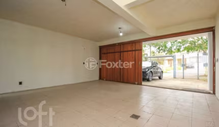 Casa com 4 quartos à venda na Rua Doutor Prudente de Moraes, 374, Chácara das Pedras, Porto Alegre, 374 m2 por R$ 1.550.000
