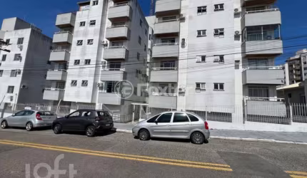 Apartamento com 3 quartos à venda na Rua Desembargador Gil Costa, 310, Capoeiras, Florianópolis, 88 m2 por R$ 600.000