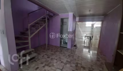 Casa com 3 quartos à venda na Rua Joselino Ferreira Borges, 670, Centenário, Caxias do Sul, 44 m2 por R$ 190.000