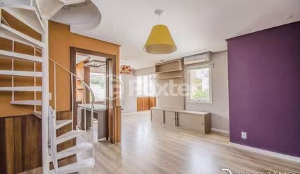 Cobertura com 1 quarto à venda na Rua Guilherme Alves, 276, Petrópolis, Porto Alegre, 85 m2 por R$ 380.000