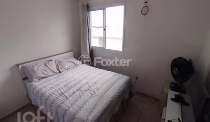 Apartamento com 2 quartos à venda na Rua Sete Mil Cento e Noventa, 141, Restinga, Porto Alegre, 46 m2 por R$ 90.000