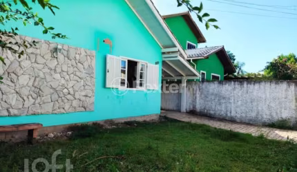 Casa com 3 quartos à venda na Rua Fidélis Govoni, 1028, Campeche, Florianópolis, 70 m2 por R$ 690.000