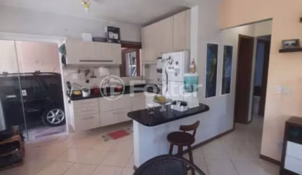 Casa com 2 quartos à venda na Servidão Gralha Azul, 85, São João do Rio Vermelho, Florianópolis, 70 m2 por R$ 620.000