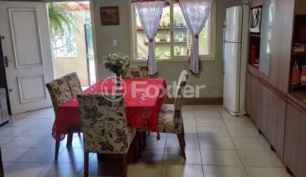 Casa com 2 quartos à venda na Avenida Vinte e Um de Abril, 1600, Sarandi, Porto Alegre, 110 m2 por R$ 240.000