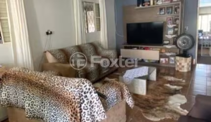 Casa com 2 quartos à venda na Rua Ingo Leopoldo Ebert, 100, Vila Três Marias, Esteio, 140 m2 por R$ 371.000